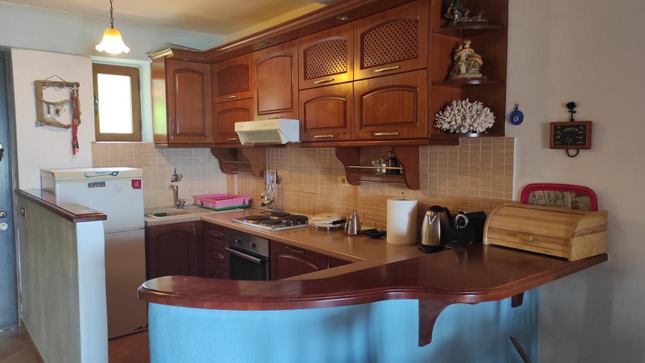Q Bay Apartments Кепаро Екстериор снимка
