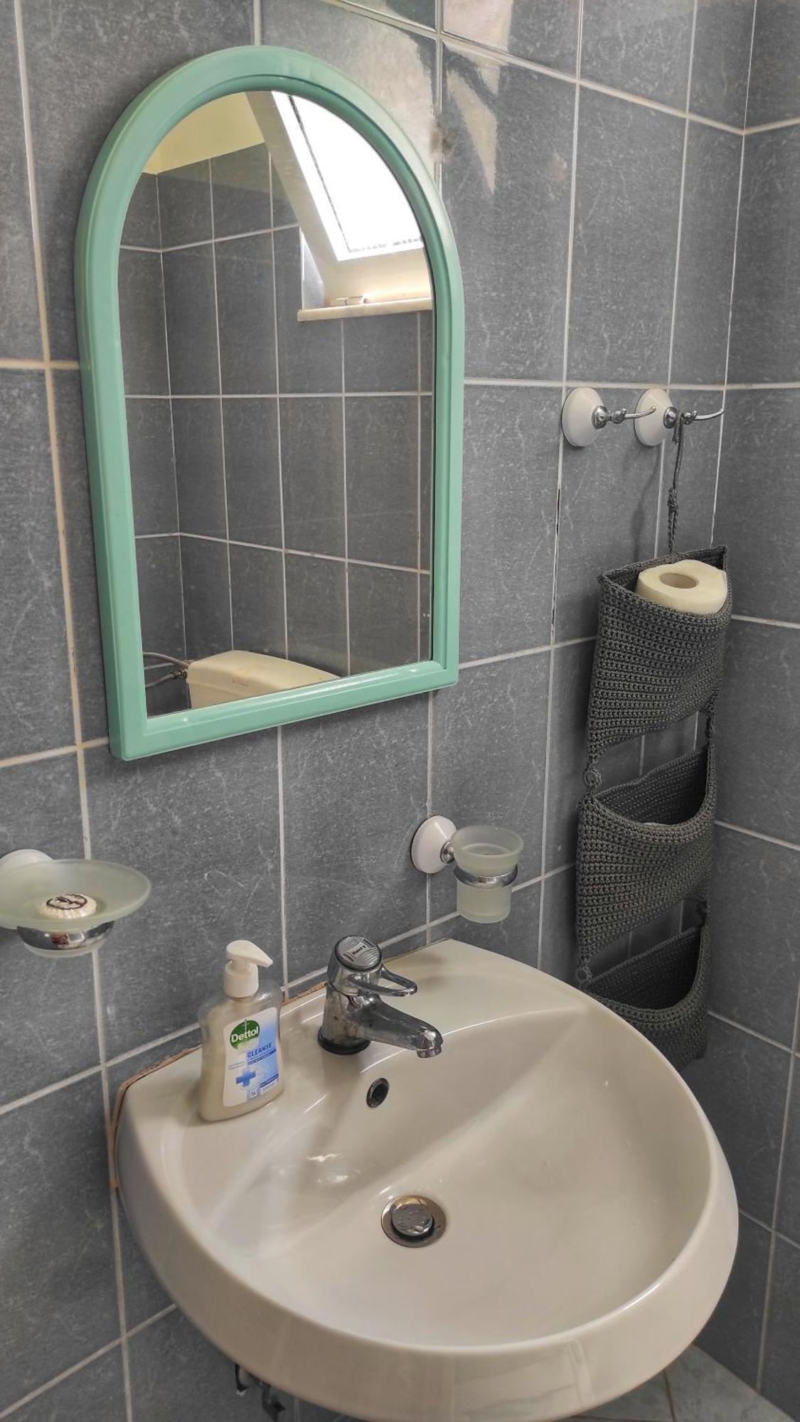 Q Bay Apartments Кепаро Стая снимка