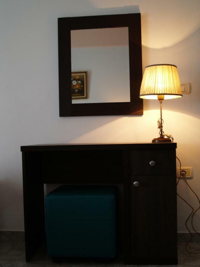 Q Bay Apartments Кепаро Екстериор снимка