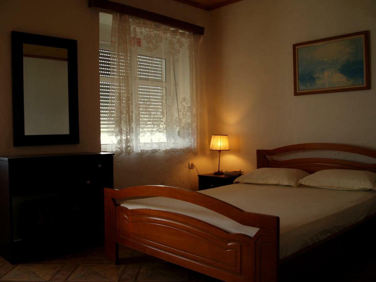 Q Bay Apartments Кепаро Екстериор снимка